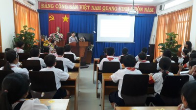 Tiểu học Phú Lợi chức cuộc thi Olympic Tiếng Anh khối 4