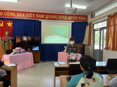 trường Tiểu học Phú Lợi đã tổ chức hội đồng lựa chọn sách giáo khoa lớp 3