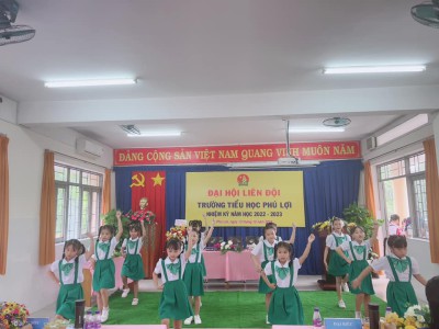 trường tiểu học Phú Lợi tổ chức Đại hội Liên đội nhiệm kỳ năm học 2022-2023. ​​​​​​​