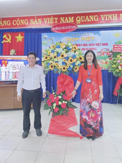 trường Tiểu học Phú Lợi long trọng tổ chức họp mặt kỷ niệm 40 năm Ngày Nhà giáo Việt Nam