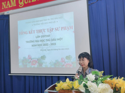 trường tiểu học Phú Lợi tổ chức tổng kết thực tập sư phạm lớp giáo dục tiểu học D19TH01 trường Đại học Thủ Dầu Một.